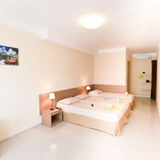 Гостиница Марсель Лермонтово Четырехместная стандарт-4